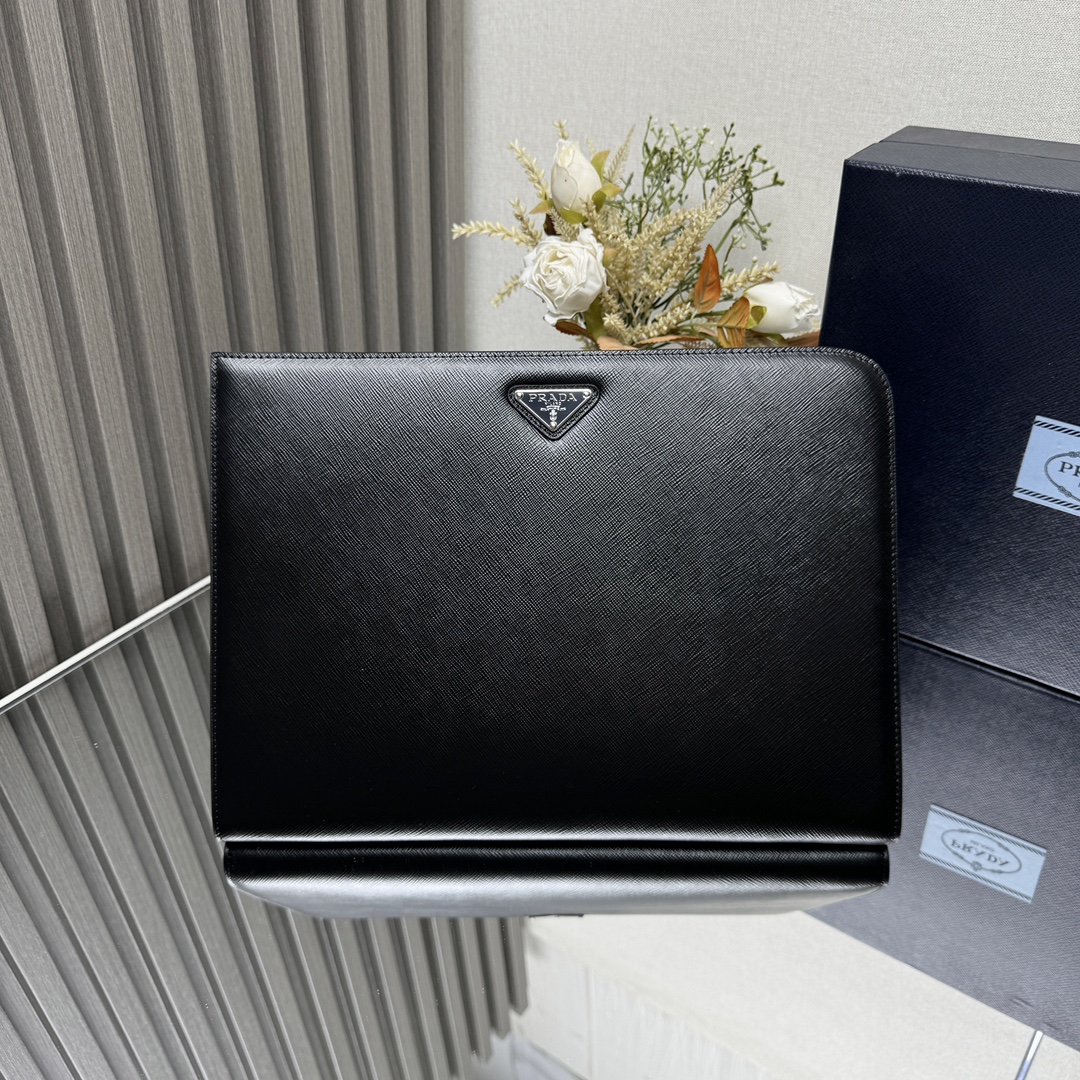 Pra*a clutch bags